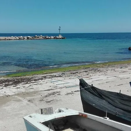 Dimora Benedetta 2 0 * Bari