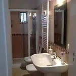 Dimora Benedetta 2 0 * Бари